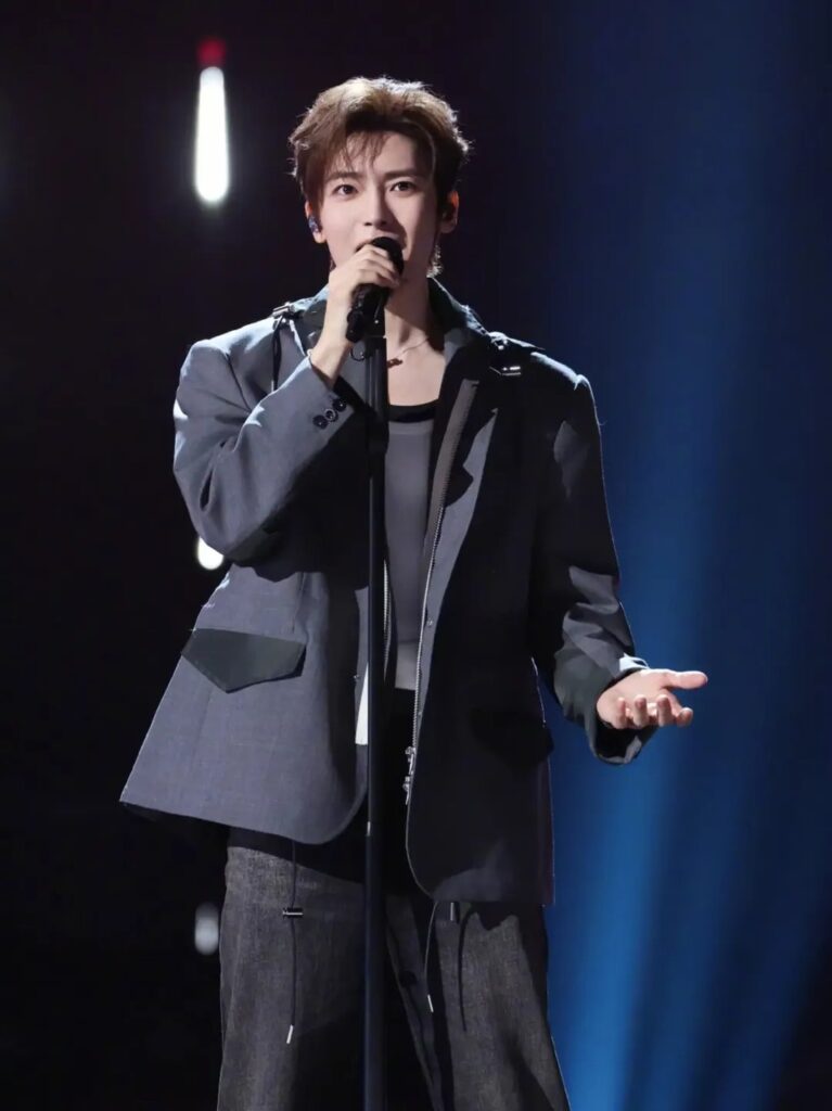 Hou Minghao says vocal cords are healing better | theHive.Asia Hou Minghao says vocal cords are healing better, celeb asia, Hou Minghao, theHive.Asia, hou