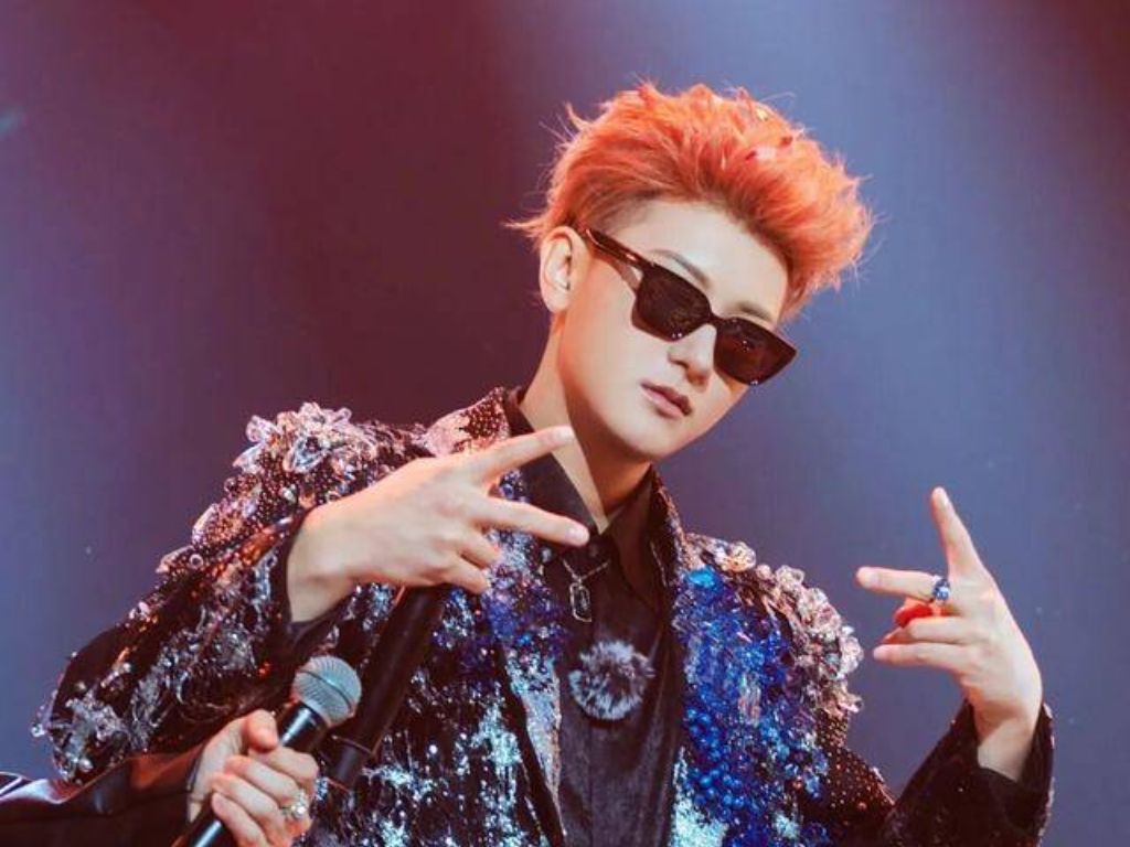Huang Zitao’s camp addresses illegal parking fine and denies car was illegally modified