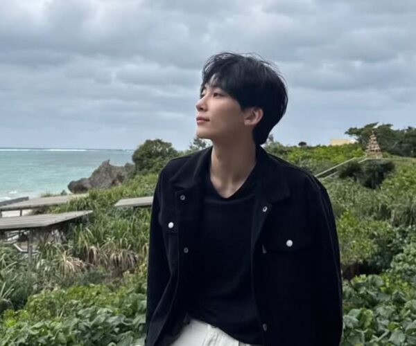 Jeonghan is first member of Seventeen to complete military service