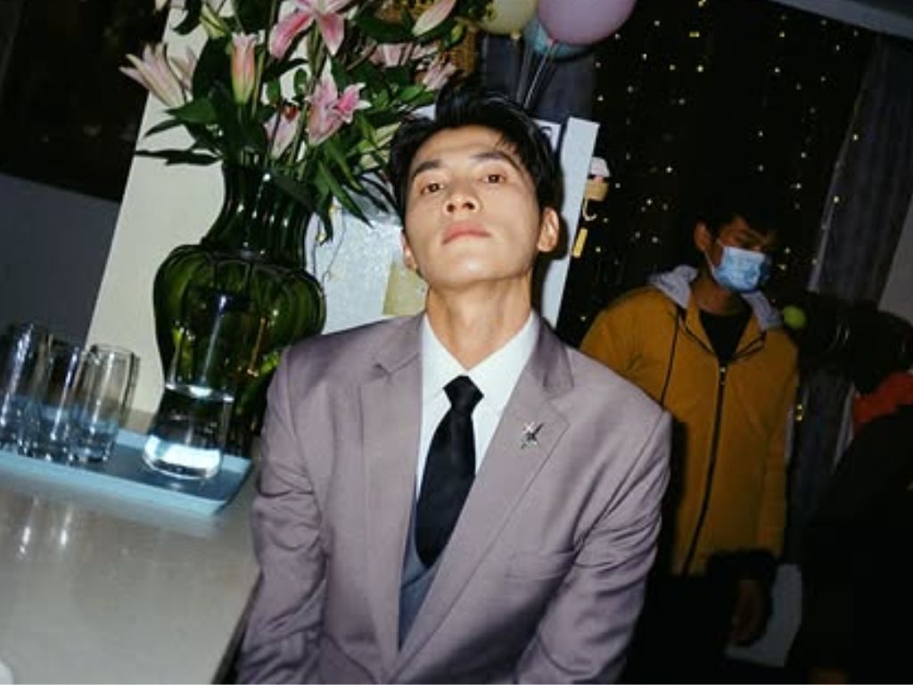 Jin Ze passed away at 33, company asks to not speculate