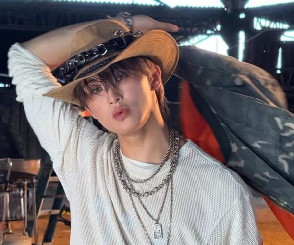 Mark Lee apologises for Confederate flag t-shirt