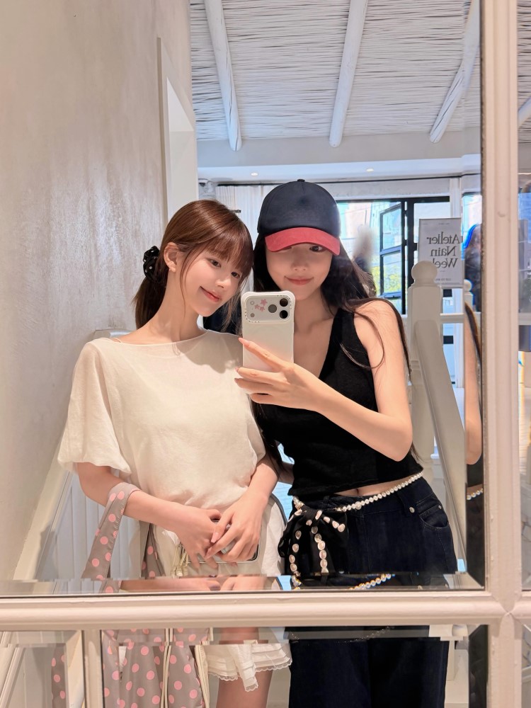 Zhao Lusi defends friendship with internet celebrities amid criticism, celeb asia, zhao lusi, theHive.Asia