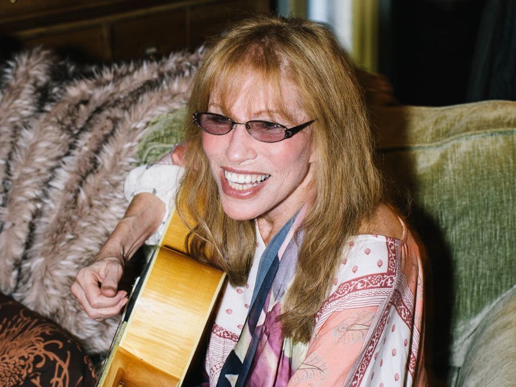 Carly Simon opens up about Parkinson’s disease and skin cancer