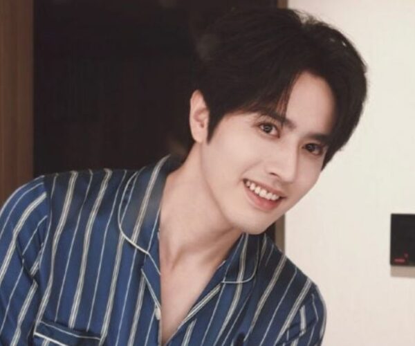 Luo Zheng admits burdened by debt since joining showbiz