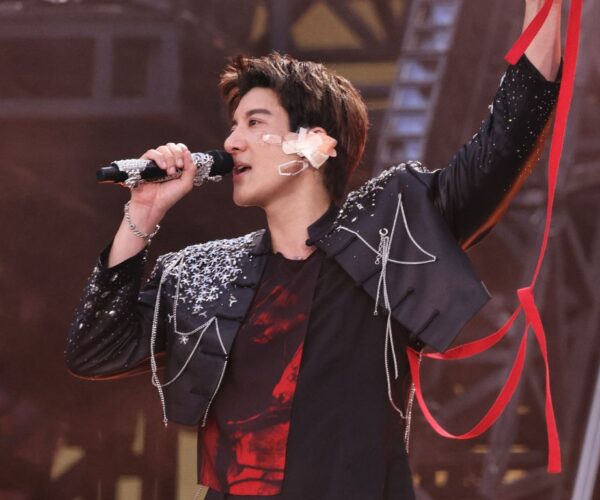 Wang Leehom needed 27 stitches after tripping on safety cable onstage