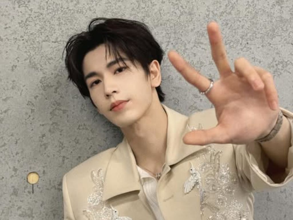 Zhang Linghe reveals his health struggles behind his roles