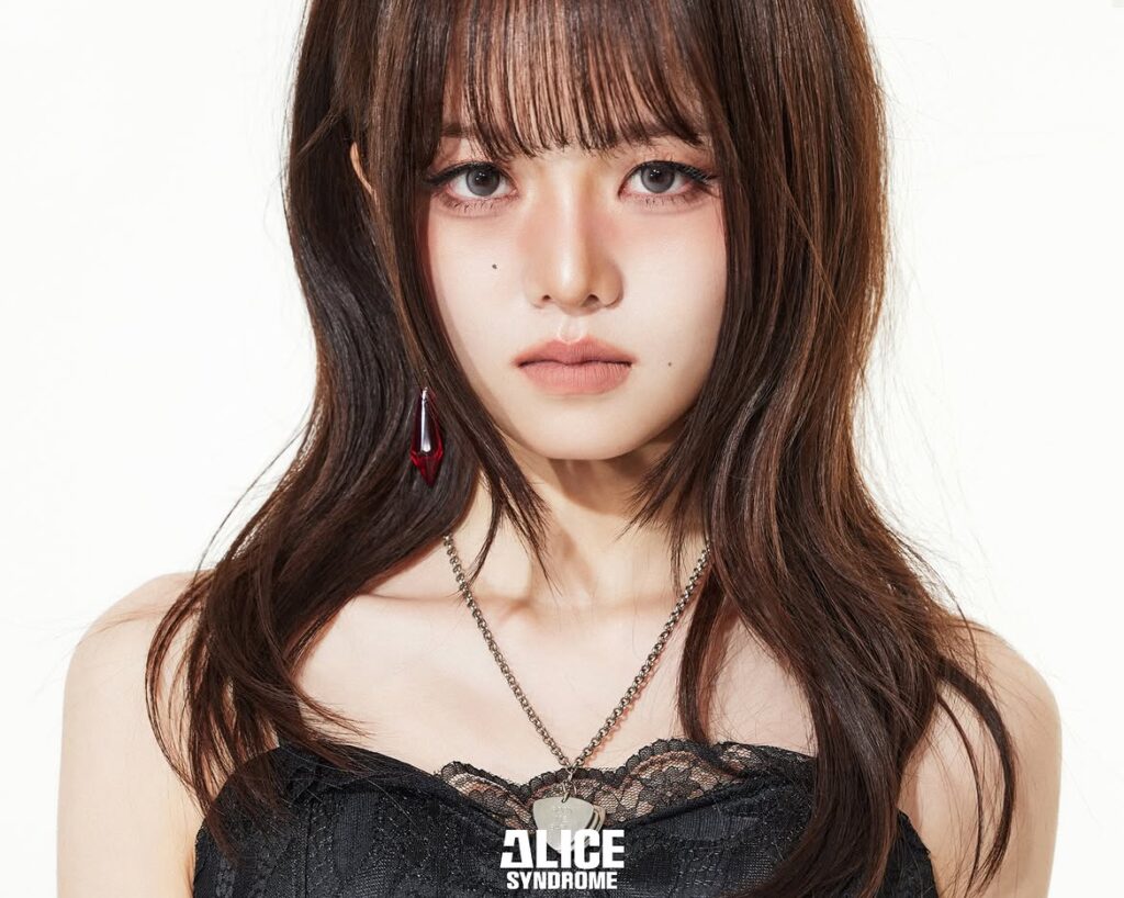 Meet the latest band from Korea called Alice Syndrome — and they are not a K-Pop group, news, Alice Syndrome, awon, celeb, jeongmin, k-rock, k-rock band, music, sebeen, taira, theHive.Asia, ♥ AWONGUITARAlice Syndrome1st Digital Single〈Deep Dive〉2026.07.25 6PM KSTalicesyndrome 앨리스신드롬 .jpg