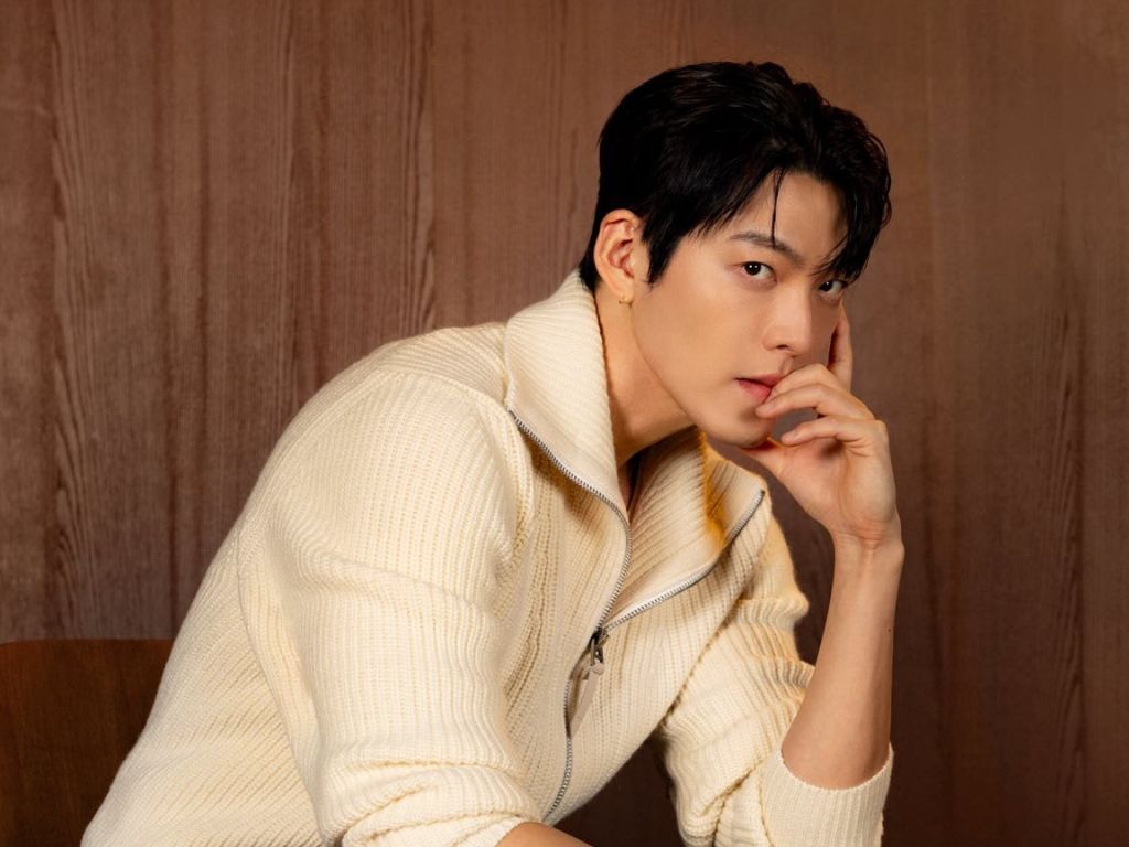 Kim Woo-bin to play baseball coach in new drama “Gifted”