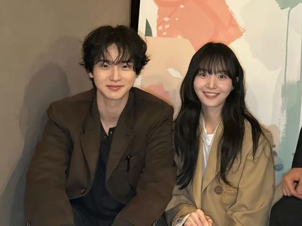 Jang Dong-yoon confirms October wedding to Kim Seung-yoon