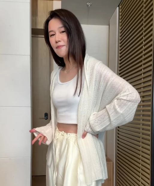 Priscilla Wong shows off new bod after pregnancy rumour | theHive.Asia Priscilla Wong shows off new bod after pregnancy rumour, PriscillaWong, theHive.Asia, priscilla