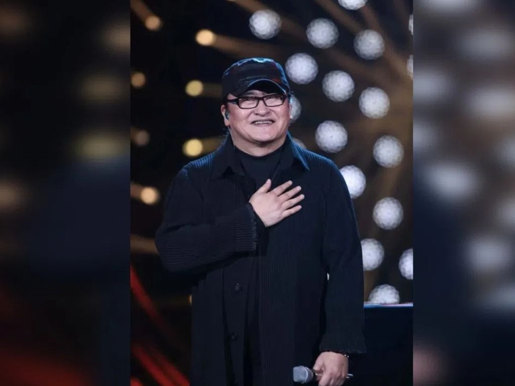 Celebrities mourn the loss of renowned musician Liu Huan