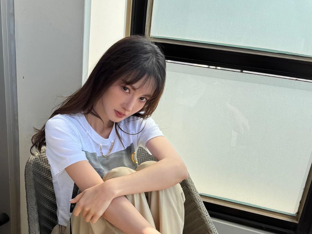 Jin Chen takes legal action after accused of “secretly giving birth in the US”