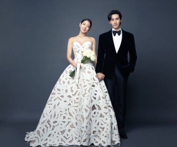 Park Shin-hye and Choi Tae-joon welcome baby girl