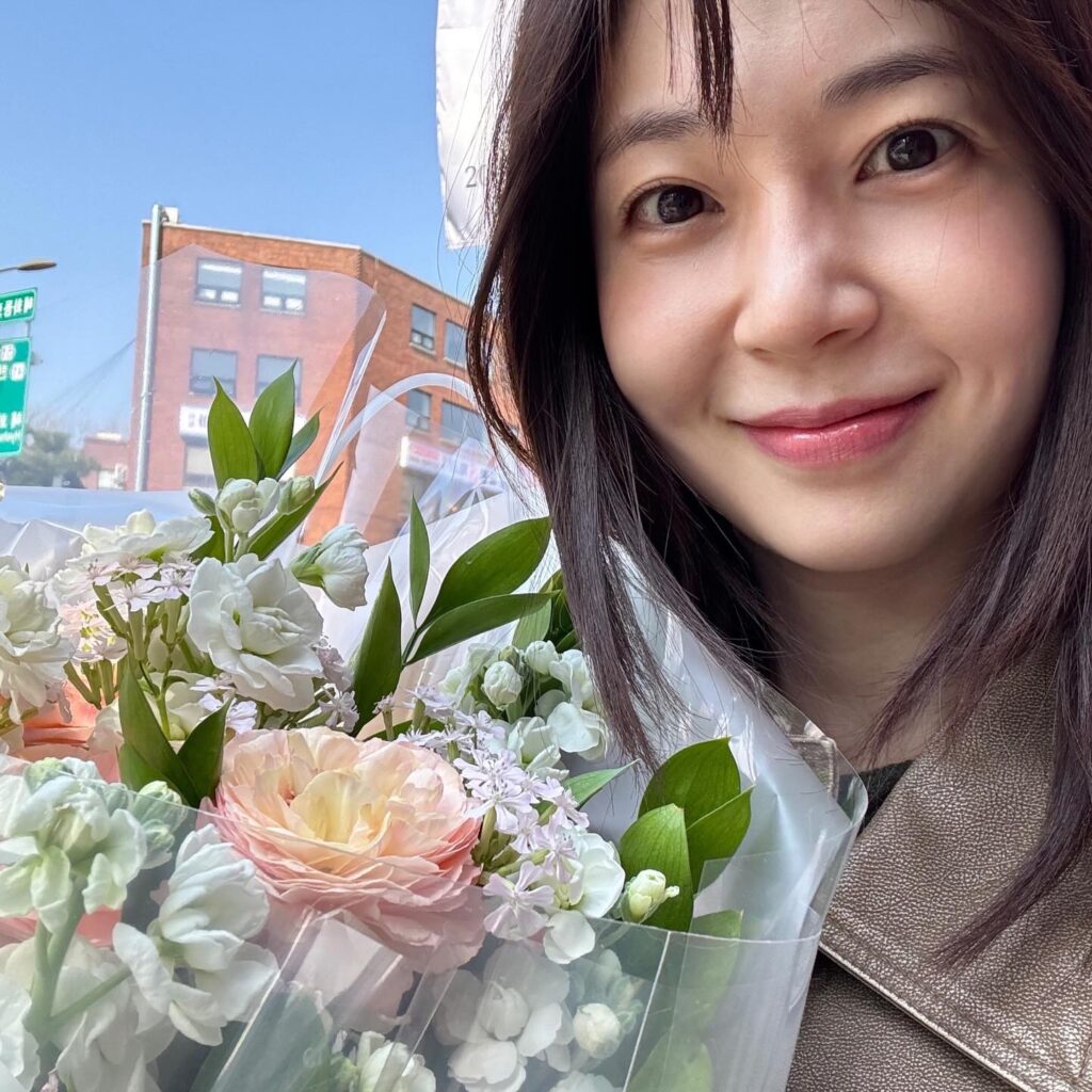Baek Jin-hee opens up about her Canada-based non-celebrity fiancé Henry, BaekJinhee, theHive.Asia, baek