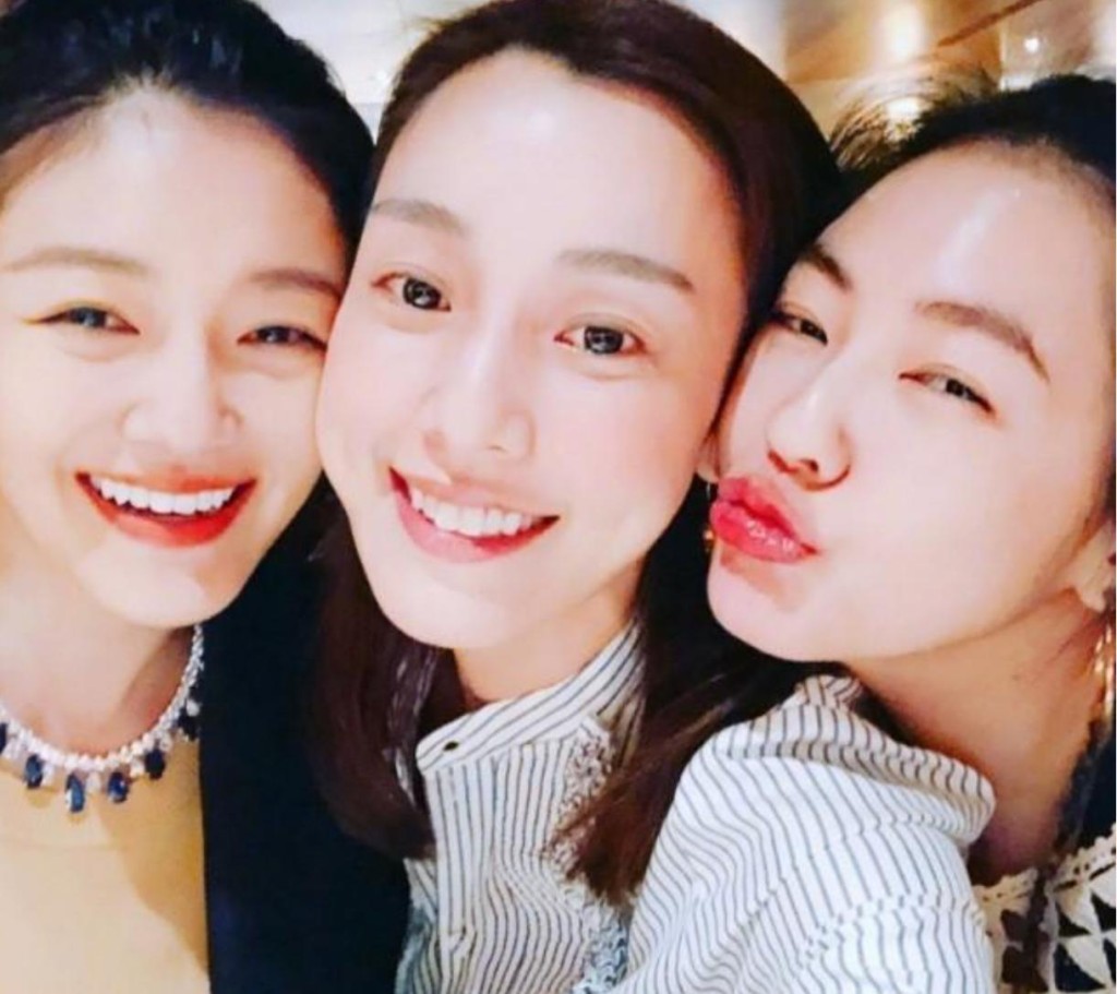 Christine Fan irks netizens by comparing husband’s health situation to Barbie Hsu’s passing | theHive.Asia Christine Fan irks netizens by comparing husband’s health situation to Barbie Hsu’s passing, ChristineFan, theHive.Asia, fanfan