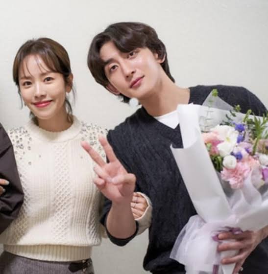 Han Ji-min’s harasser is the same person who stalked boyfriend Choi Jung-hoon | theHive.Asia Han Ji-min’s harasser is the same person who stalked boyfriend Choi Jung-hoon, ChoiJunghoon, HanJimin, theHive.Asia, Han and Choi