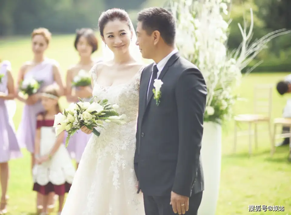 Li Xiaoran confirms divorce from producer husband | theHive.Asia Li Xiaoran confirms divorce from producer husband, LiXiaoran, XuJianing, theHive.Asia, Li Xiaoranj2