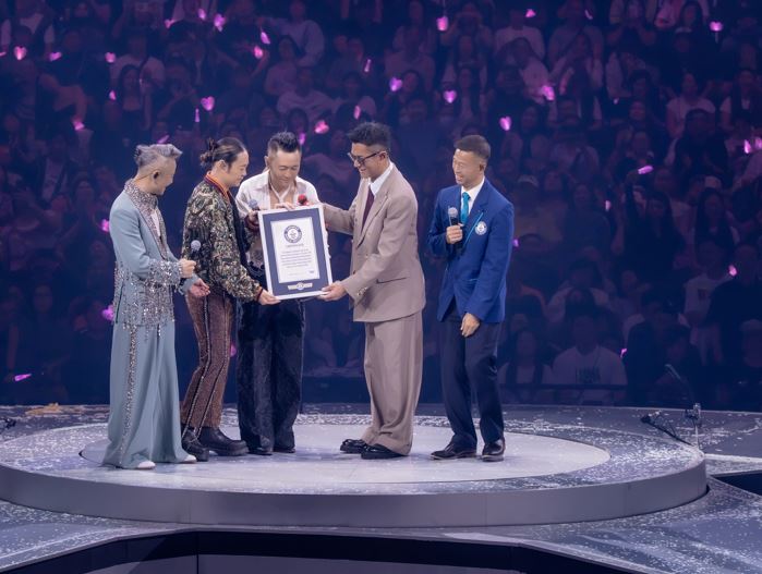 Hong Kong trio Grasshopper sets Guinness World Record, Calvin Choy, edmond so, grasshopper, GuinnessWorldRecords, Remus Choy, theHive.Asia, Louis