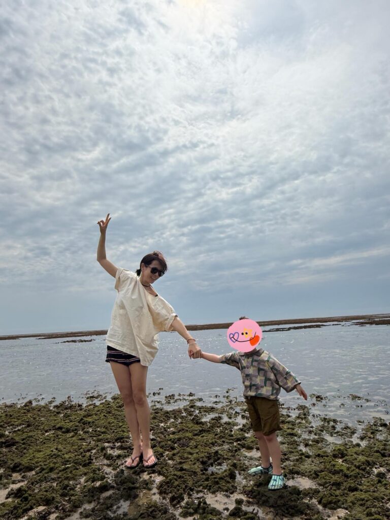 Son Ye-jin won't stop her son from becoming an actor, even if he lacks talent | theHive.Asia Son Ye-jin won't stop her son from becoming an actor, even if he lacks talent, HyunBin, SonYejin, theHive.Asia, SnapInsta.to 725198294 18598888777044339 8556119878742439661 n