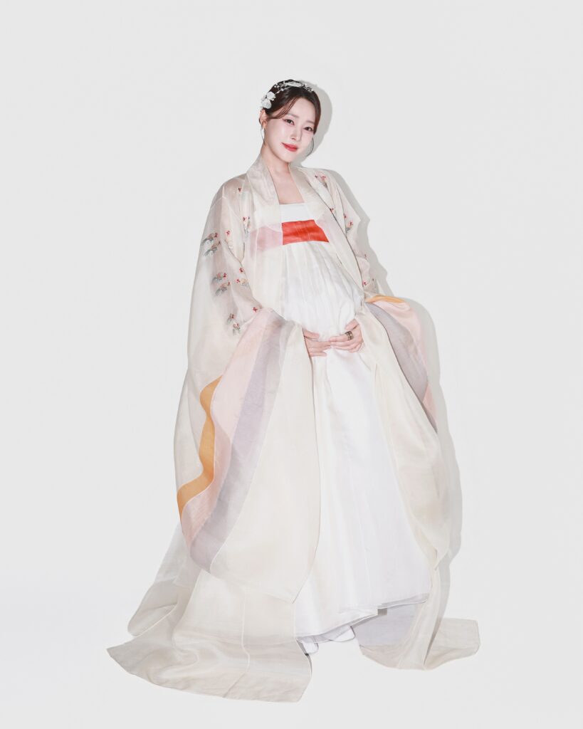 Go Woo-ri welcomes her first child, GoWoori, theHive.Asia, SnapInsta.to 821267766 18623666800022579 7982558238570231169 n