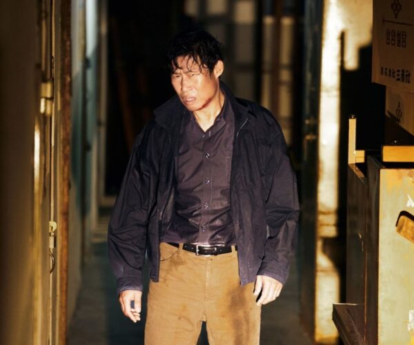 Yoo Hae-jin targeted by boycotters angered by controversies surrounding “The Assassin(s)”