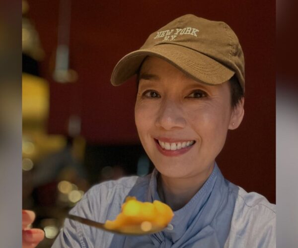 Elena Kong declines to address accusations of feigning kindness on old variety show