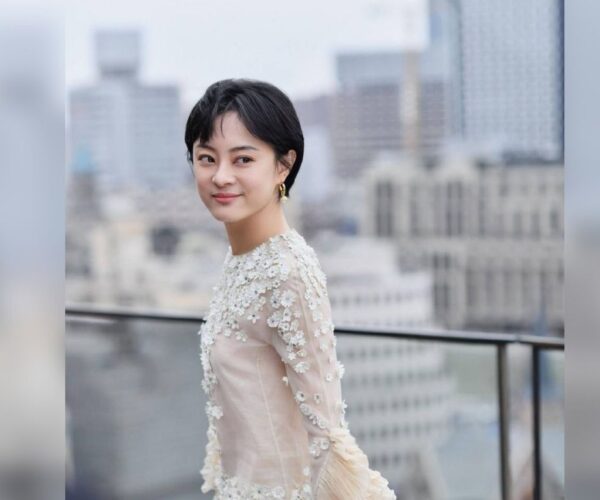 Sun Li teaches daughter to ignore gossips and rumours