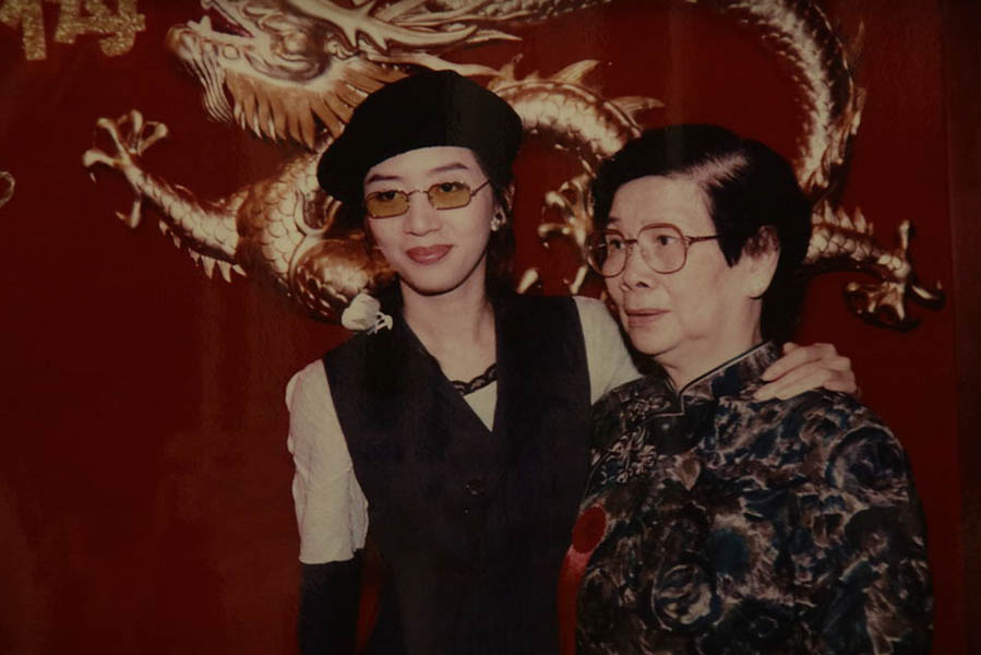 Anita Mui’s family breaks silence on urn theft, AnitaMui, theHive.Asia, anita mui 2 data