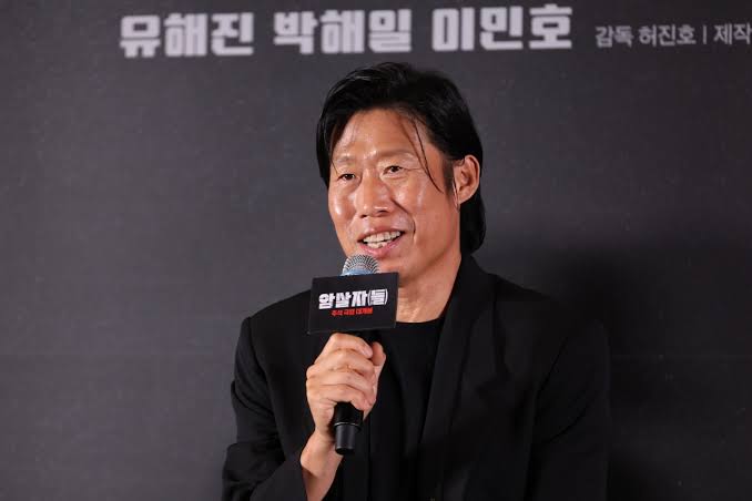 Yoo Hae-jin targeted by boycotters angered by controversies surrounding “The Assassin(s)” | theHive.Asia Yoo Hae-jin targeted by boycotters angered by controversies surrounding “The Assassin(s)”, YooHaejin, theHive.Asia, yoo2